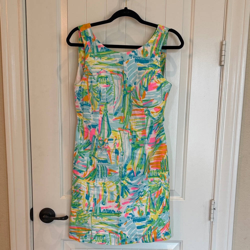 Lilly Pulitzer- Sleeveless Abstract Print Sheath Dress in Multi